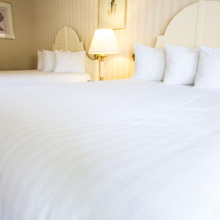 Anaheim Carriage Inn Bagian luar foto